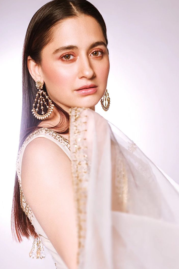 Sanjeeda-Shaikh-8_0.jpg 9