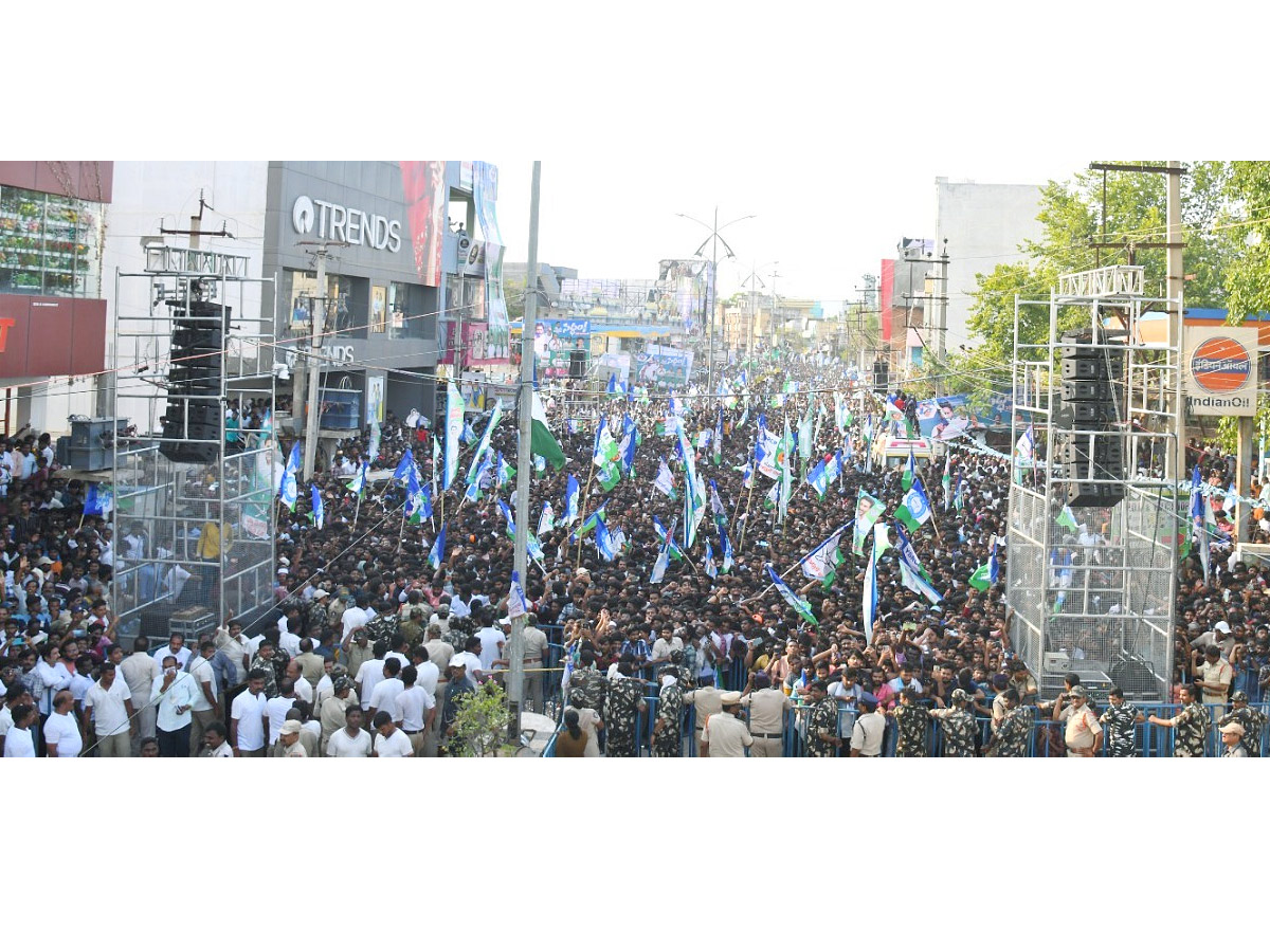 AP_20CM_20YS_20Jagan_20Public_20Meeting_20at_20Rajampeta_20Photos_20_2818_29.jpg 10