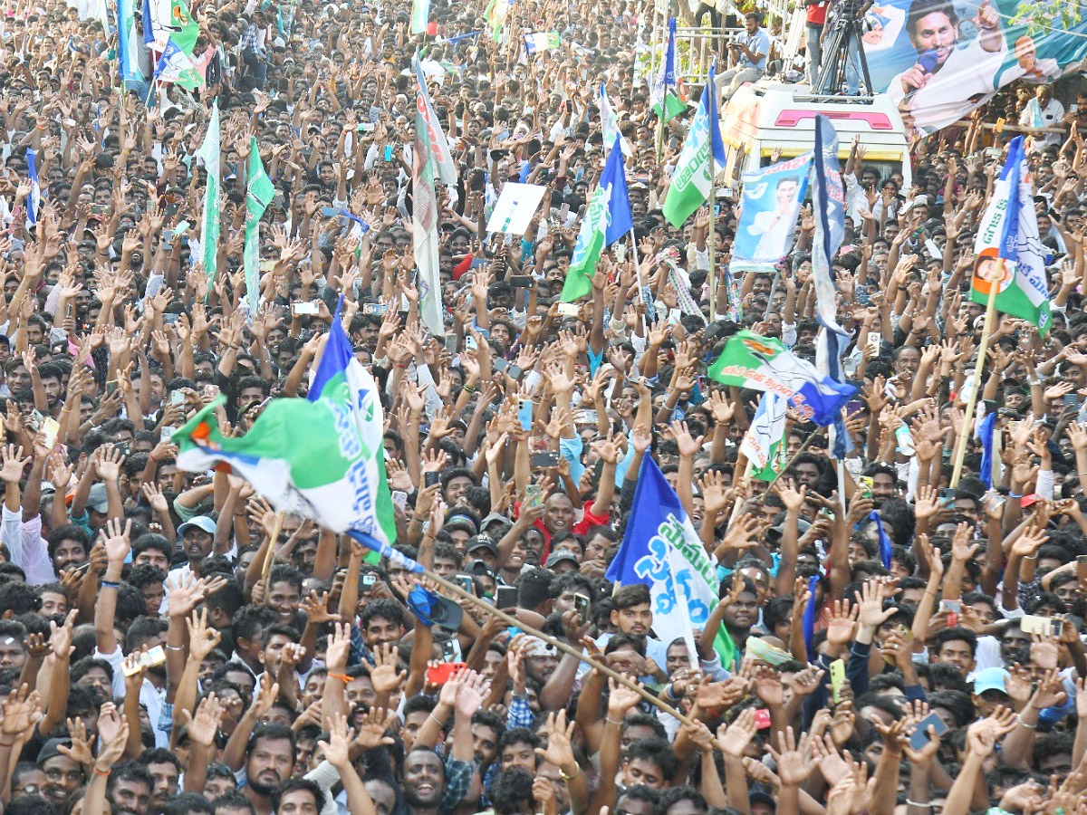 AP_20CM_20YS_20Jagan_20Public_20Meeting_20at_20Rajampeta_20Photos_20_2825_29.jpg 16