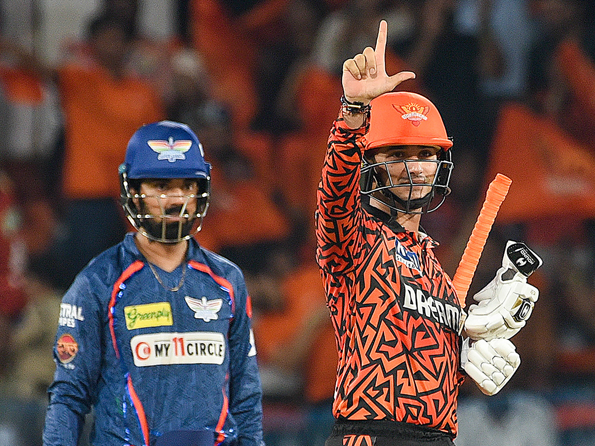 IPL_202024_20T20_20cricket_20match_20between_20Sunrisers_20Hyderabad_20and_20Lucknow_20Super_20Giants-_20_2810_29.jpg 10