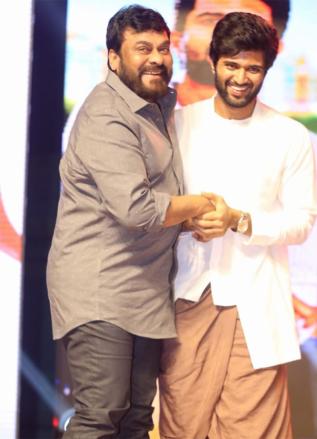 Unseen_20And_20Rare_20Pictures_20From_20The_20Unseen_20Gallery_20Of_20Vijay_20Deverakonda-_20_2840_29.jpg 40