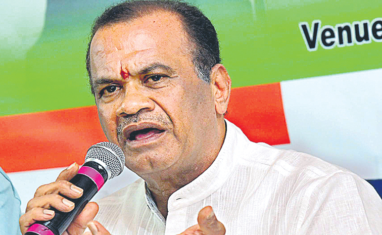 komatireddy.jpg