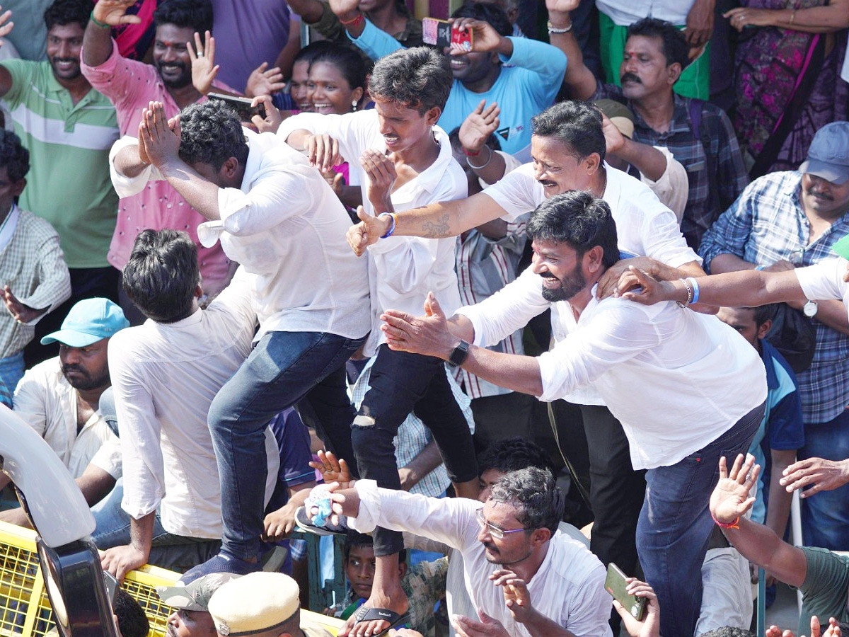 CM_20YS_20Jagan_20Public_20Meeting_20At_20Puttur_20Tirupati_20Photos_20_284_29.jpg 7