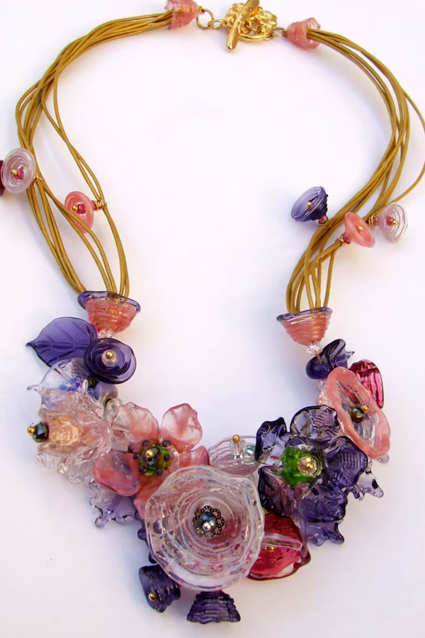 Jewellery-15_0.jpg 16