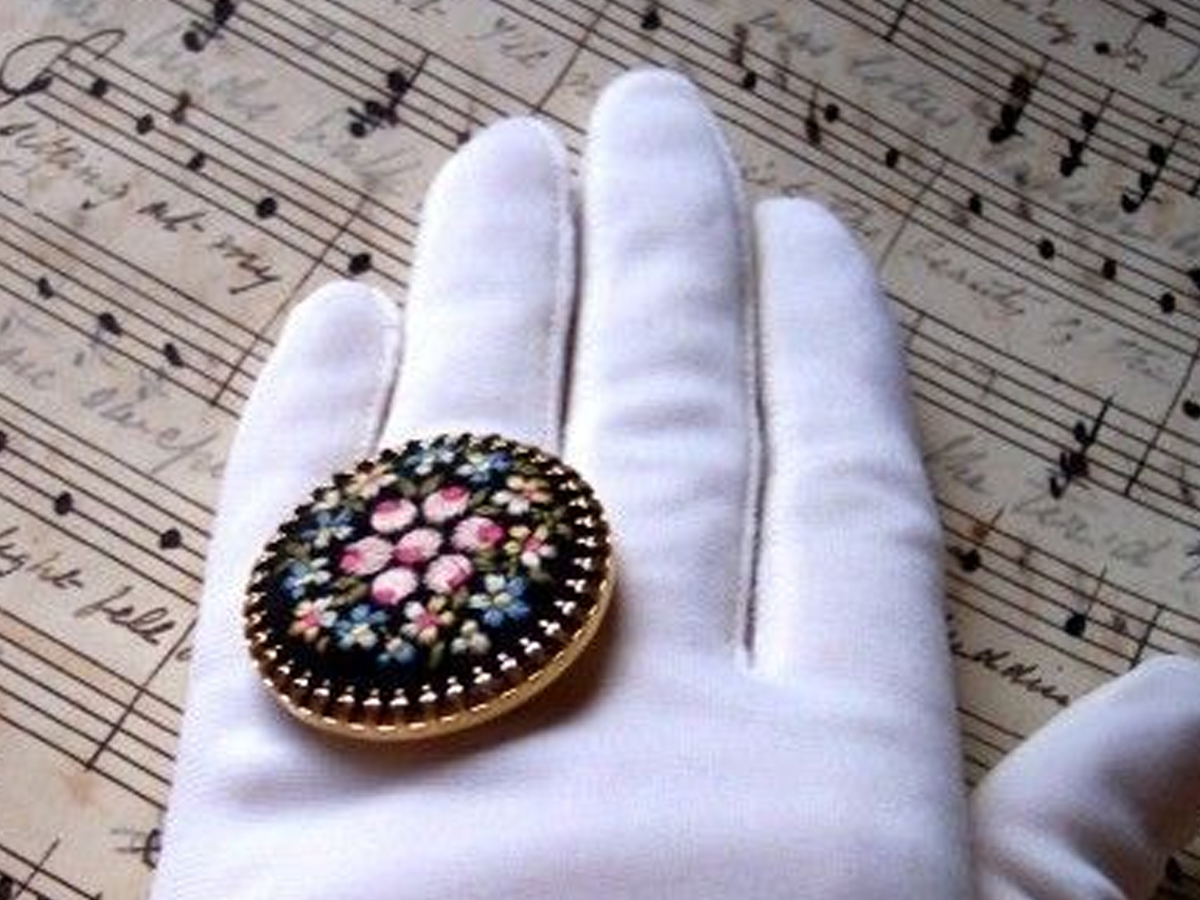 Jewellery-17_0.jpg 18