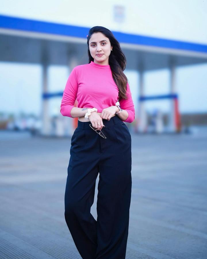 PriyankaKholgade-04.jpg 8