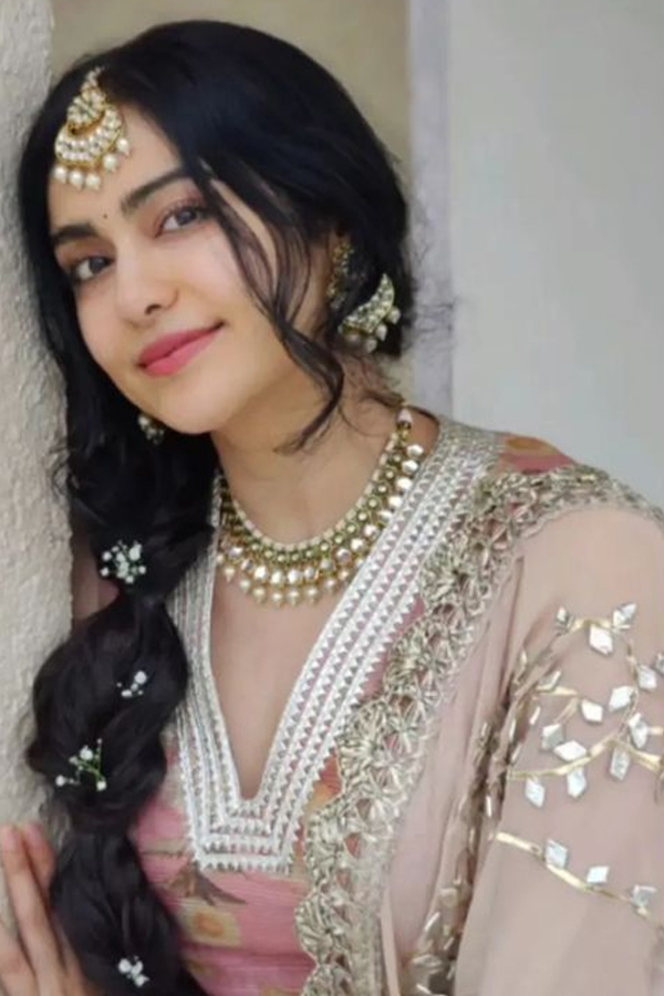 Adah-Sharma-14.jpg 12