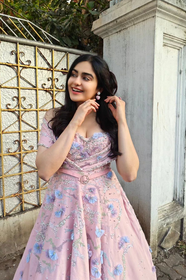 Adah-Sharma-24.jpg 22