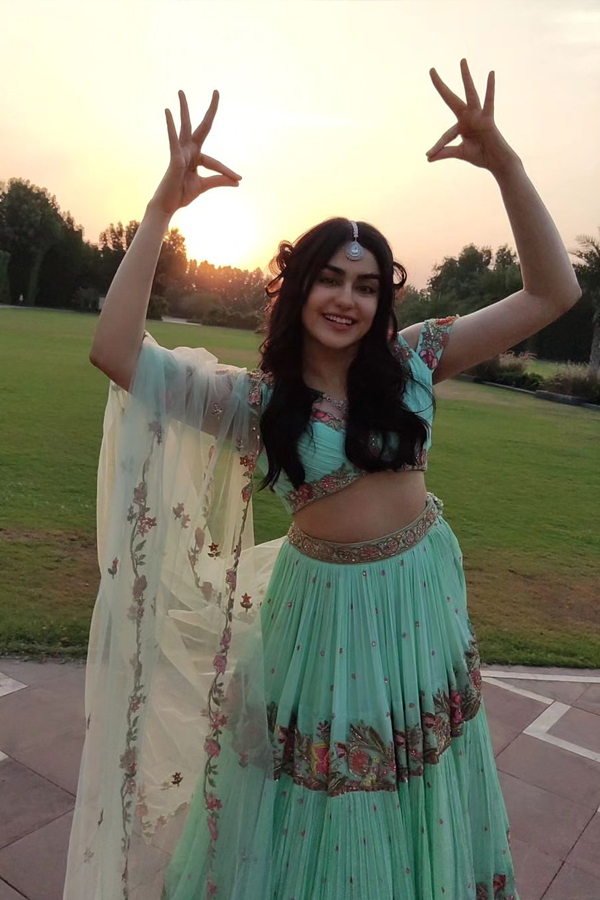 Adah-Sharma-29.jpg 27
