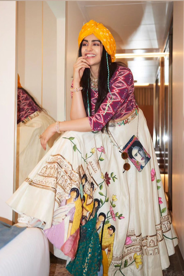 Adah-Sharma-31.jpg 29