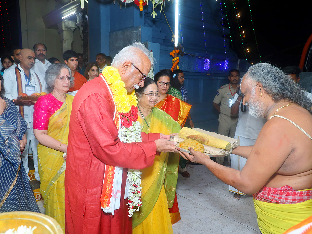 Simhachalam_20temple_20will_20celebrate_20the_20Chandanotsavam_20Photos-13.jpg 13