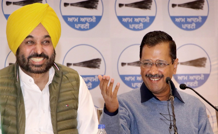bhagwant_20mann_20and_20kejriwal.jpg