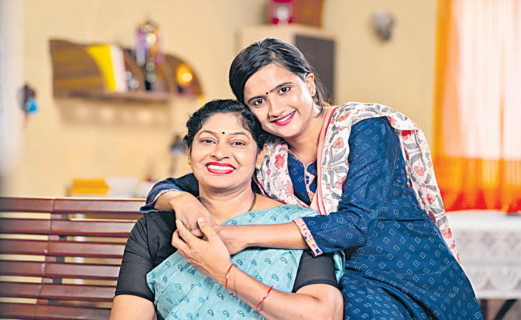 iStock-1922058496-Mothers-D.jpg