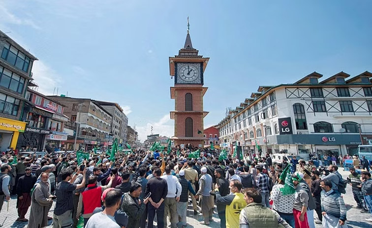 lal-chowk.jpg