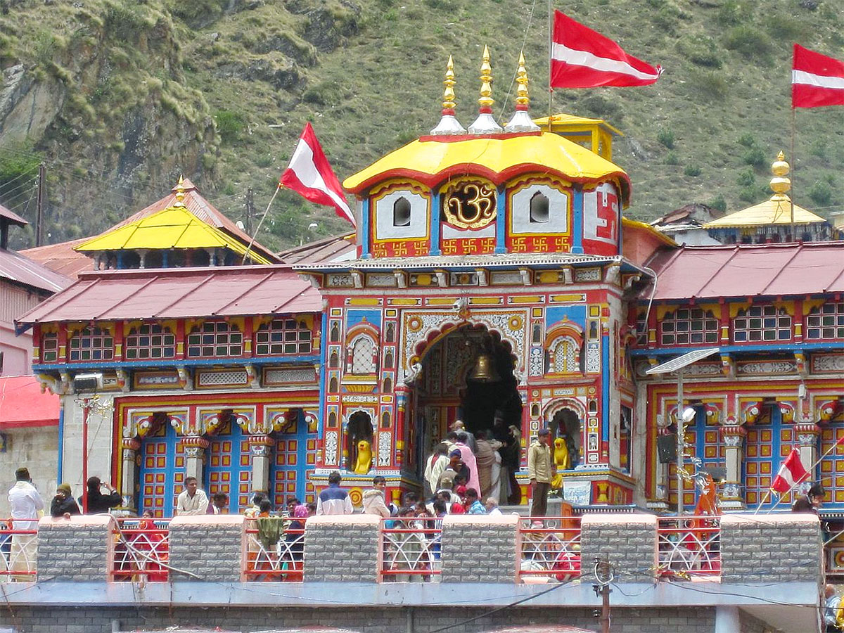 Char_20Dham_20Yatra_202024_20Doors_20Of_20Badrinath_20Temple_20Open-_20_282_29.jpg 2
