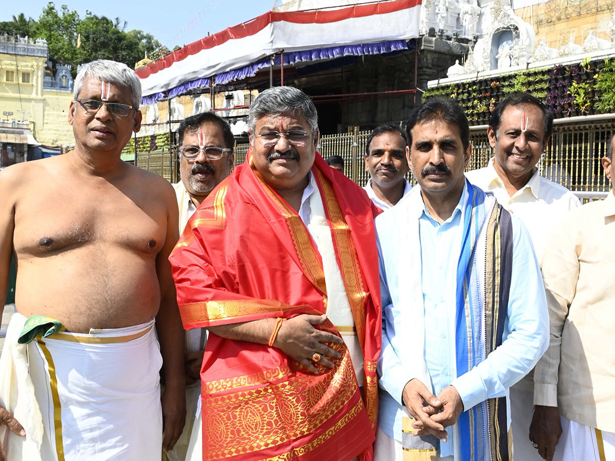 Tirumala_20Temple_20photos-8.jpg 8