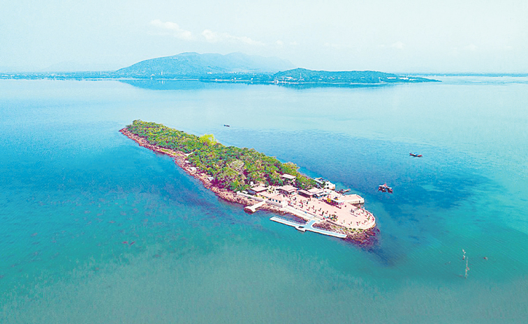 CHILIKA-LAKE.jpg