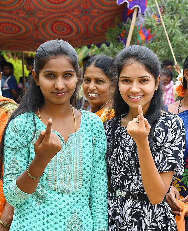 Elections_202024_20First_20Time_20Voters_20In_20AP_20Photos-_20_2810_29.jpg 10
