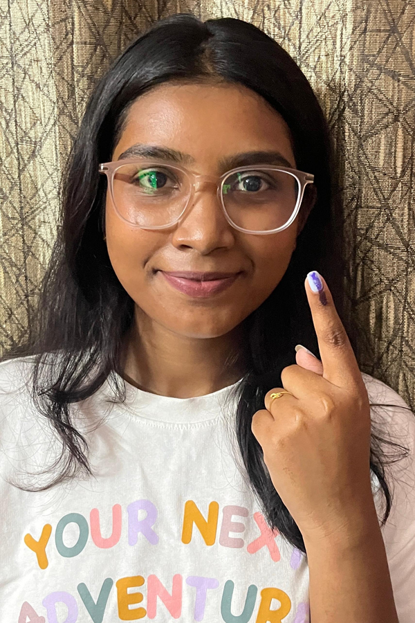 Sakshi-4_0.jpg 5
