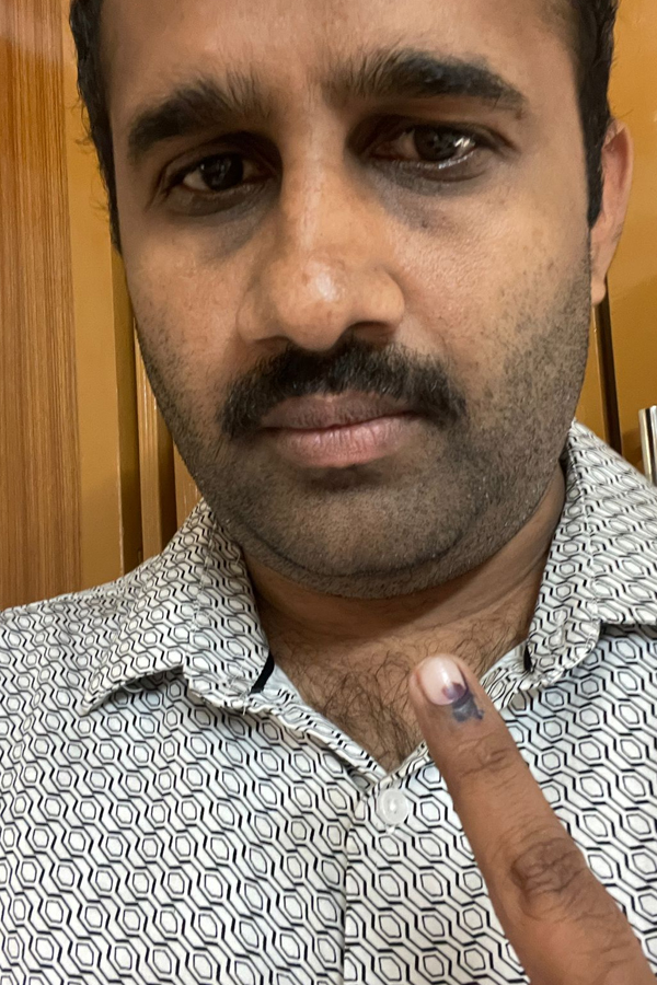 Sakshi-7_1.jpg 12