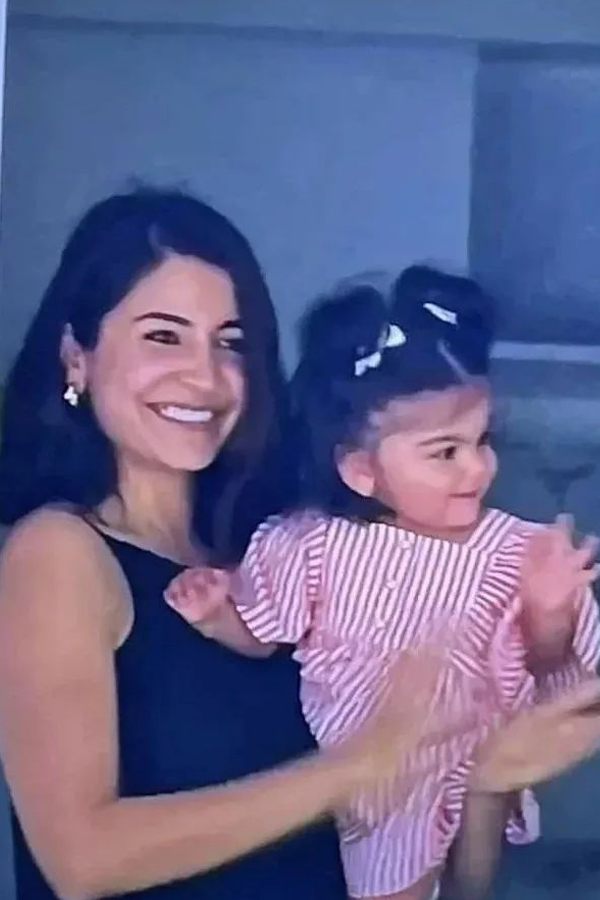 4.Anushka_Sharma.jpg 5