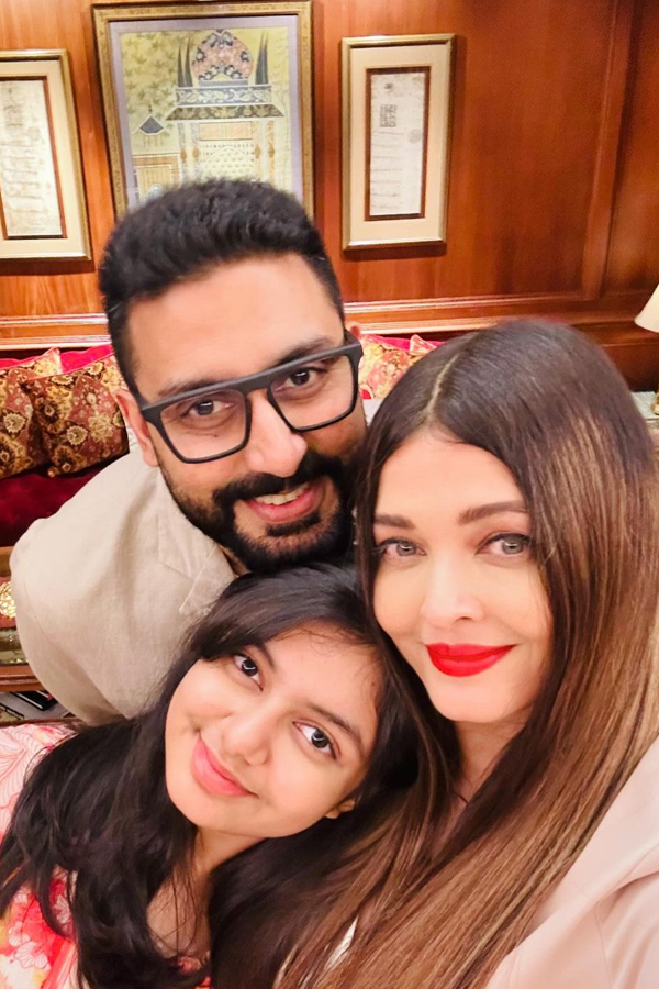 9.Aishwarya-Rai.jpg 10