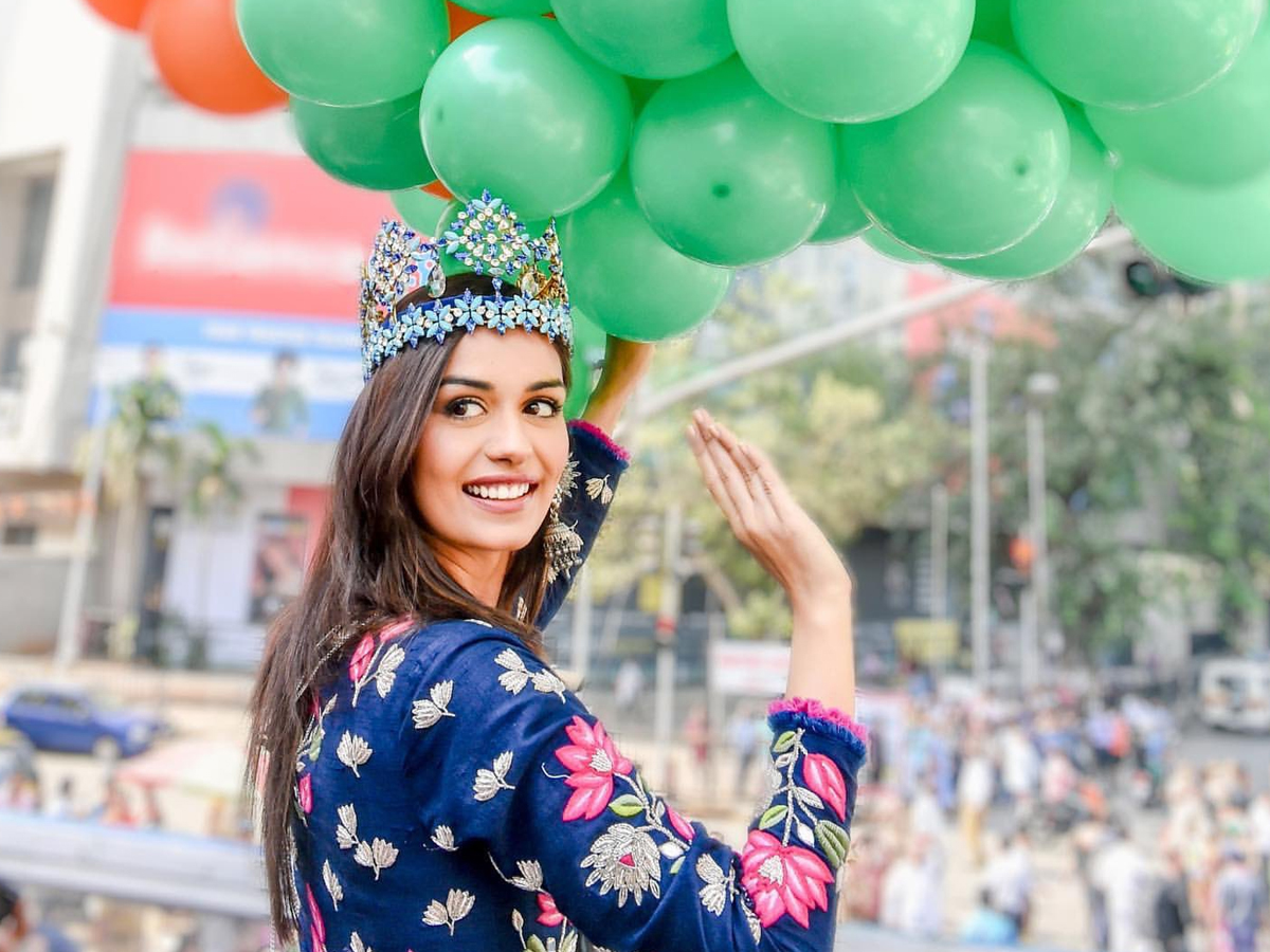 Manushi-Chhillar-10.jpg 11