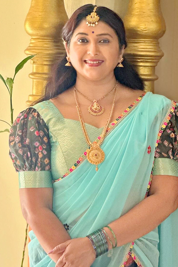 Pavithra_20Jayarams_20husband_20Chandrakanth_20shares_20emotional_20post_20Photos_20_2819_29.jpg 19