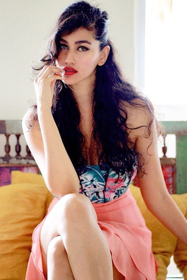 Anjali-Lavania-13.jpg 14