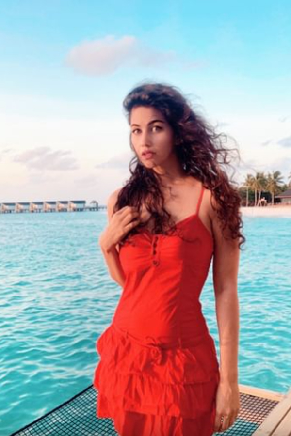 Anjali-Lavania-5.jpg 6