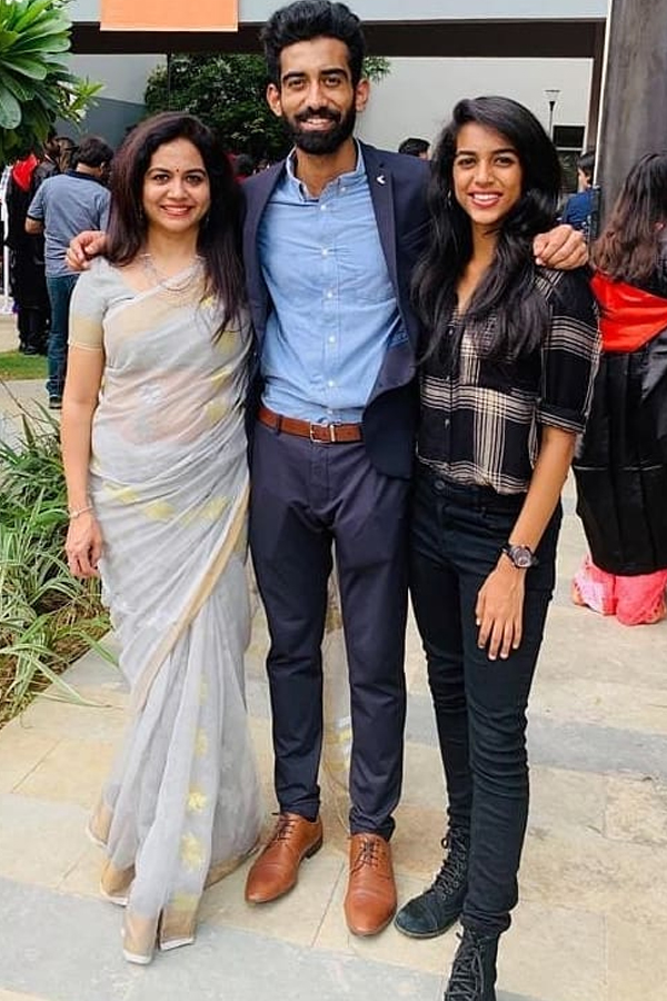Family-Day-11_28Singer-Suneetha_29.jpg 26