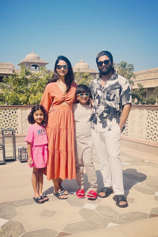 Family-Day-2_28Allu-Arjun_29.jpg 7