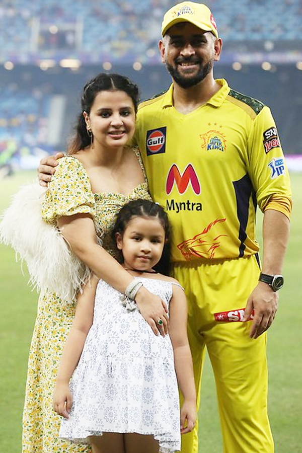 Family-Day-3_28MS-Dhoni_29.jpg 3