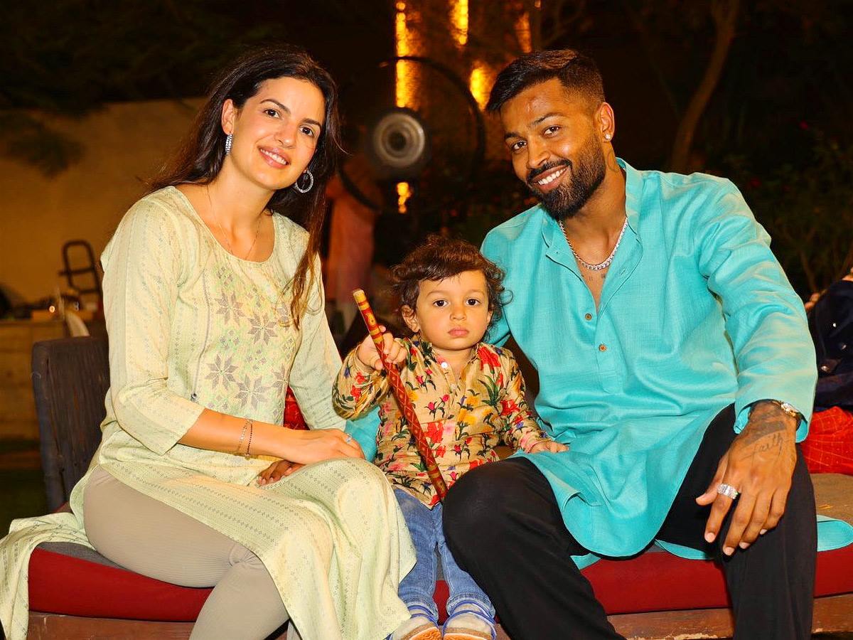 International_20Family_20Day_20Check_20IPL_20Star_20Cricketers_20Family_20Photos_20_286_29.jpg 7