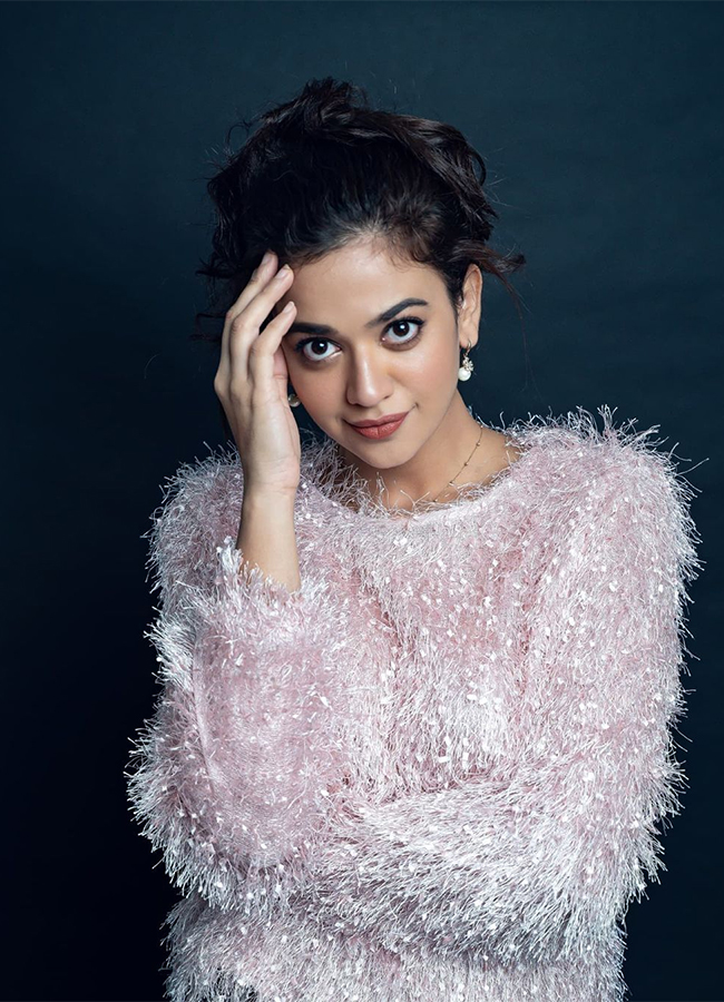 Actress_20Shruti_20Sharma_20HD_20Photos-_20_2831_29.jpg 31