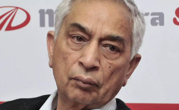 Vineet-Nayyar.jpg