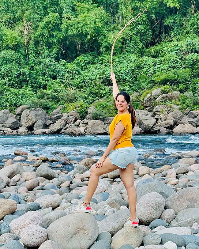 actress_20anasuya_20bharadwaj_20birthday_20celebrations_20photos-_20_2810_29.jpg 10