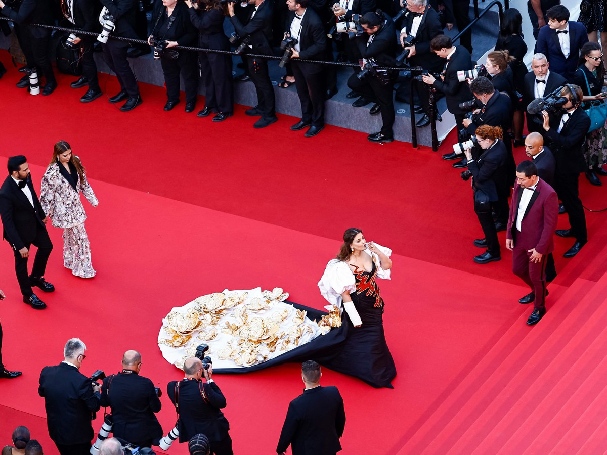 Aishwarya-Rai-Cannes-2024-18.jpg 21