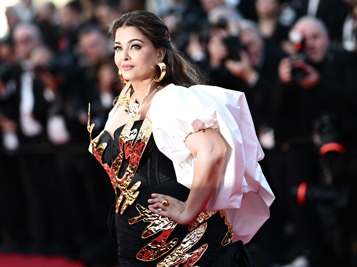 Aishwarya-Rai-Cannes-2024-9.jpg 12