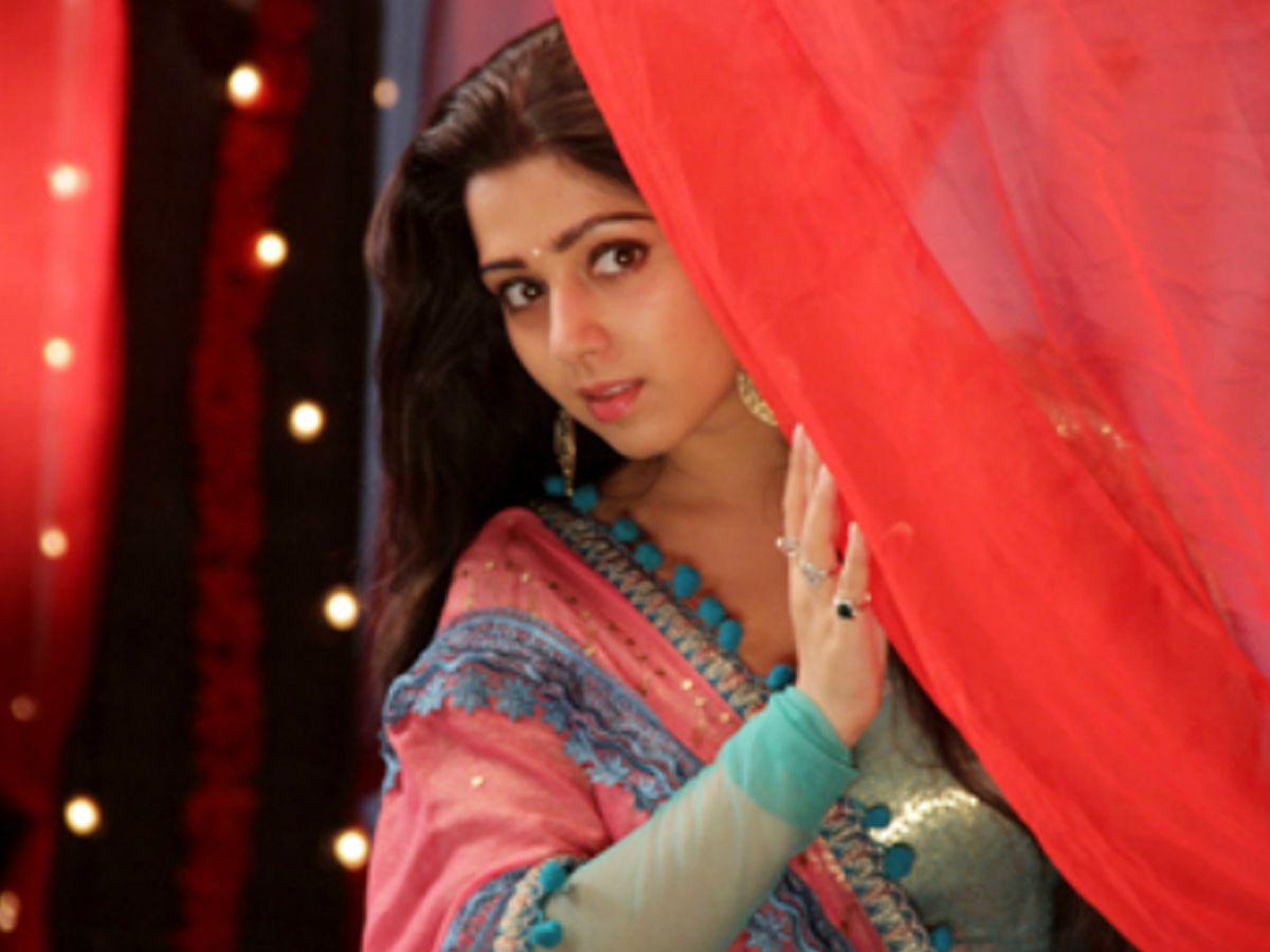 Charmme-Kaur-18.jpg 19