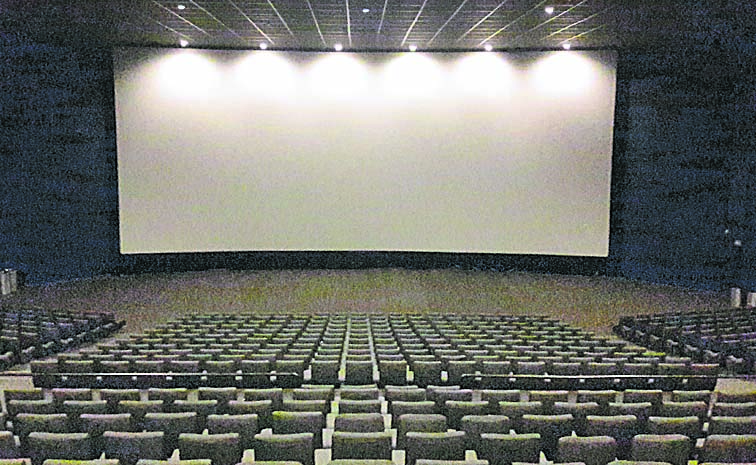 MOVI_20THEATRE.jpg