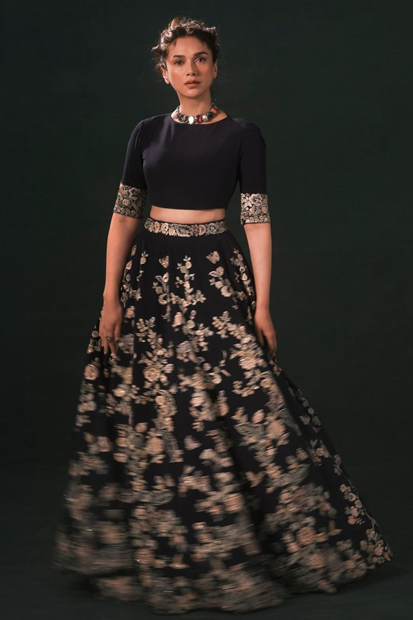 Aditi-Rao-Hydari-25.jpg 26