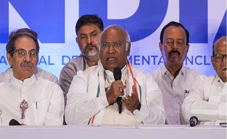 kharge1.jpg