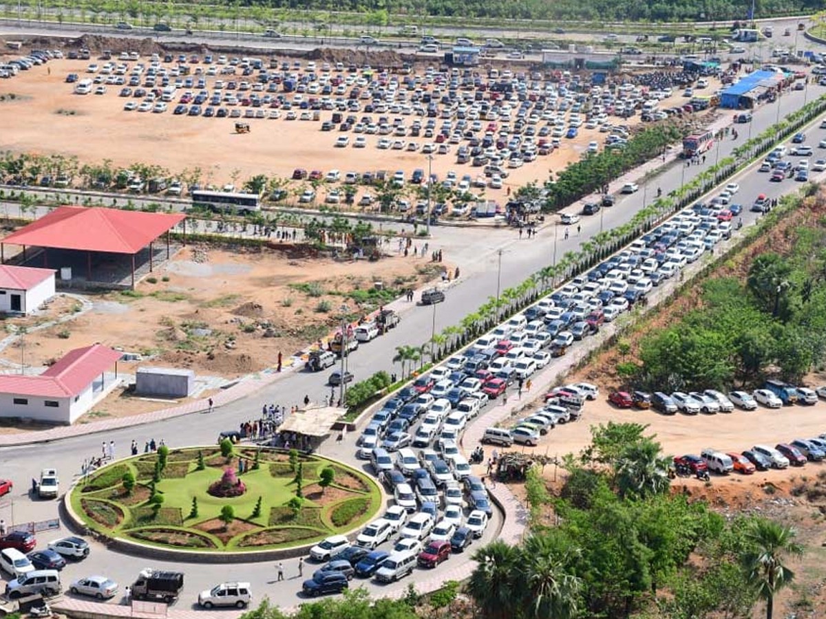 Yadadri-Devoties-4.jpg 4