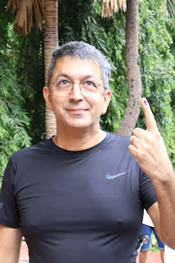 21.Film-Director-Kunal-Kohli.jpg 24