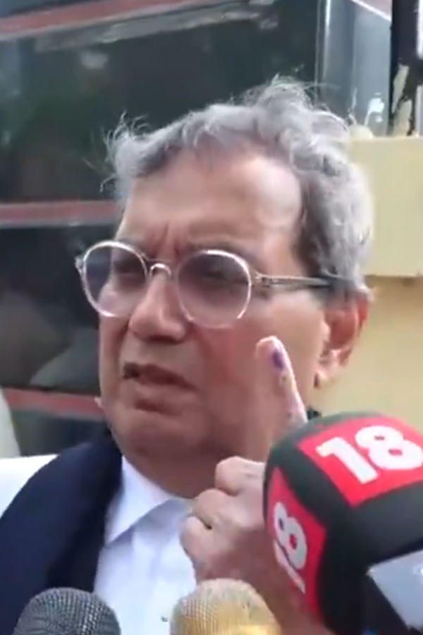 22.Producer_Director_Subhash-Ghai.jpg 25