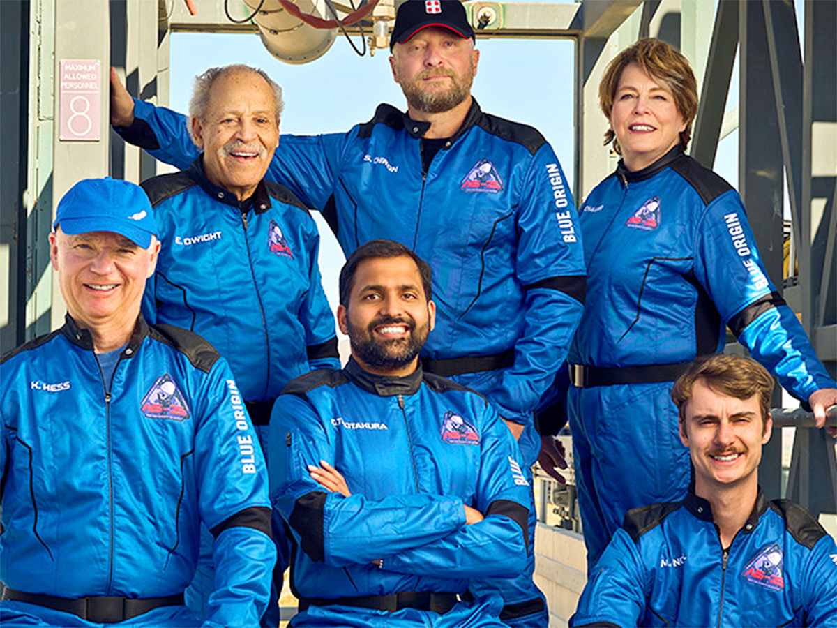 Blue-Origin-Gopichand-Thotakura-becomes-first-Indian-space-tourist-14.jpg 18