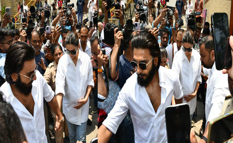 Deepika_20Padukonebabybump.jpg