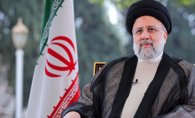Iran_President_Helicopter_C.jpg