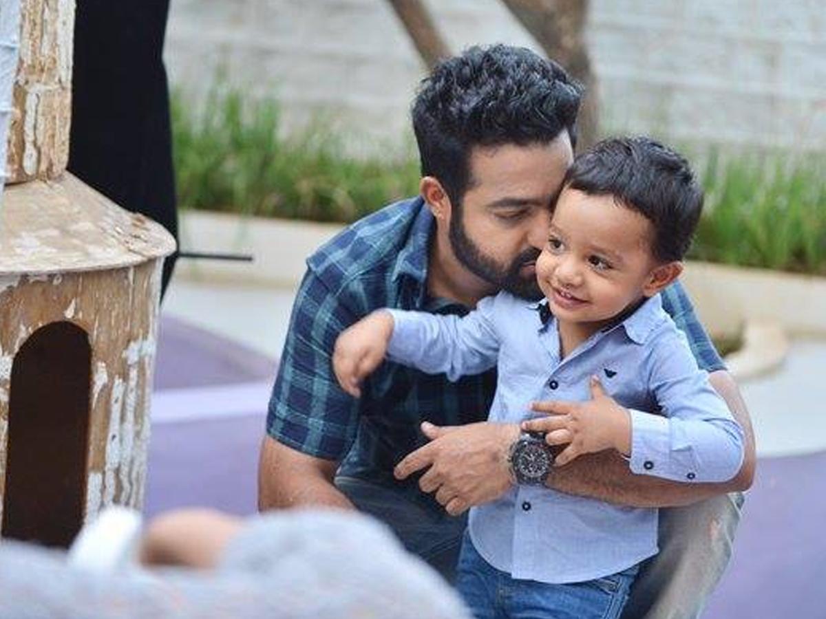 Jr.NTR-37.jpg 34